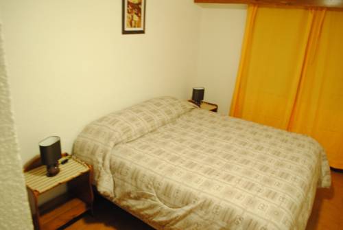 サンカルロスデバリローチェ アルゼンチン ホテル休暇割引コード San Carlos de Bariloche booking.com