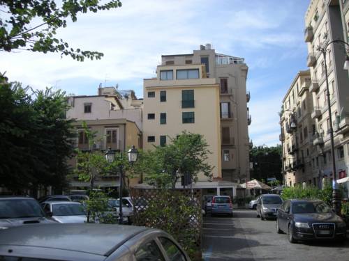パレルモ イタリア ホテル休暇割引コード Palermo booking.com