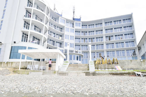 バトゥミ ジョージア ホテル休暇割引コード Batumi booking.com