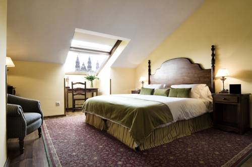 サンティアゴデコンポステーラ スペイン ホテル休暇割引コード Santiago de Compostela booking.com