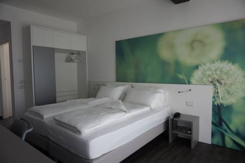 リーヴァデルガルダ イタリア ホテル休暇割引コード Riva del Garda booking.com