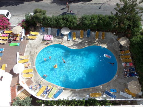 アルブフェイラ ポルトガル ホテル休暇割引コード Albufeira booking.com