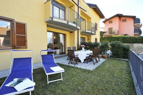 ベッラーノ イタリア ホテル休暇割引コード Bellano booking.com