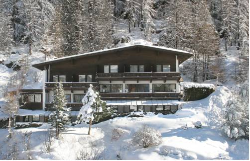 ゼルデン オーストリア ホテル休暇割引コード Sölden booking.com