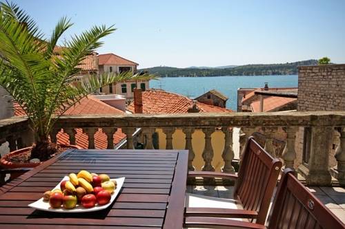 Sibenik Croacia código de descuento de vacaciones booking.com