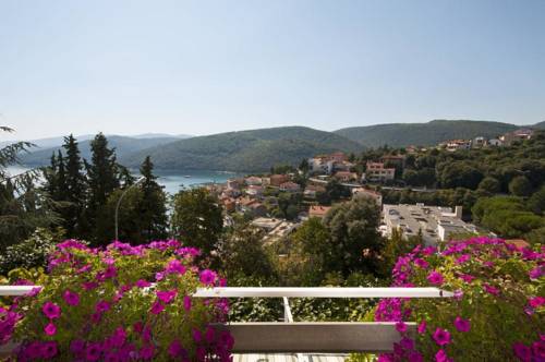 Rabac Croatia hotel vacation discount code