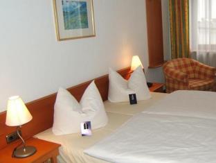 Frankfurt am Main Germany vacation discount code