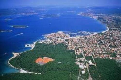 ビオグラード クロアチア ホテル休暇割引コード Biograd booking.com
