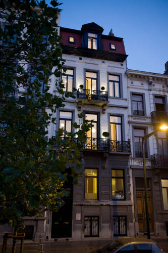 ブリュッセル ベルギー ホテル休暇割引コード Brussel booking.com