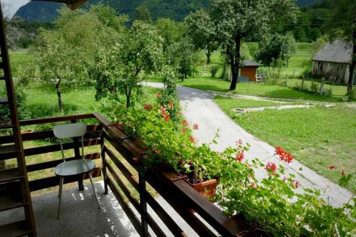 ボヴェツ スロベニア ホテル休暇割引コード Bovec booking.com