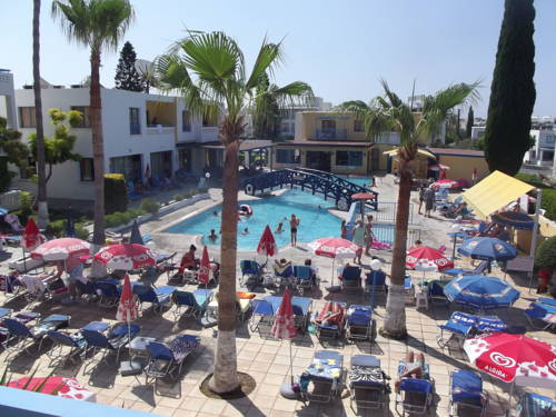パフォス キプロス ホテル休暇割引コード Paphos booking.com