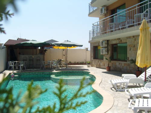 Primorsko Bulgaria código de descuento de vacaciones booking.com