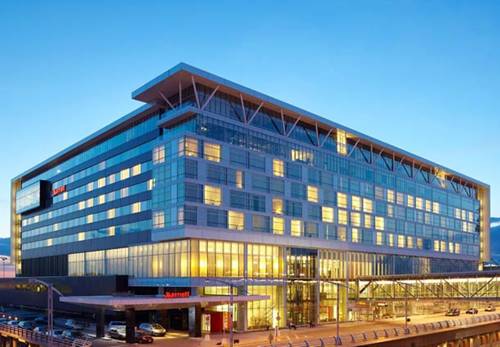 Montréal (Québec) Canada hotel vacation discount code