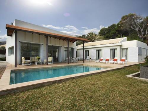 カラサンビセンテ スペイン ホテル休暇割引コード Cala San Vicente booking.com