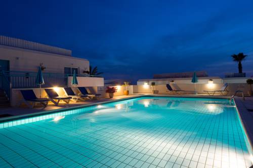 パフォス キプロス ホテル休暇割引コード Paphos booking.com