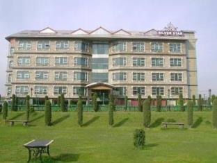 シュリーナガル インド ホテル休暇割引コード Srinagar agoda.com