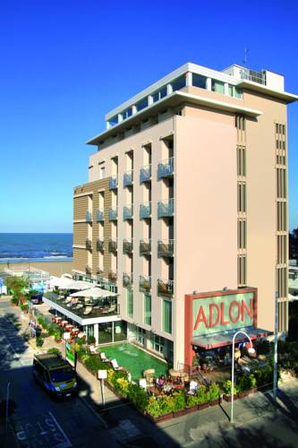 リッチョーネ イタリア ホテル休暇割引コード Riccione booking.com
