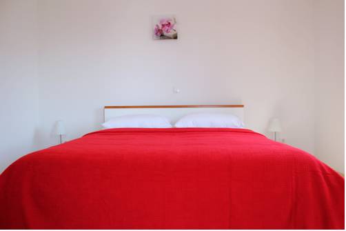 Podstrana Croacia código de descuento de vacaciones booking.com
