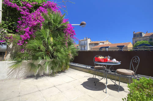 Cannes Francia código de descuento de vacaciones booking.com