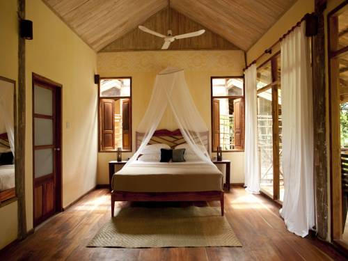 Luang Prabang Laos código de descuento de vacaciones booking.com